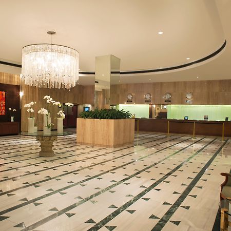 เฟียสตา อเมริกานา เรฟอร์มา Hotel เม็กซิโกซิตี้ ภายนอก รูปภาพ Lobby