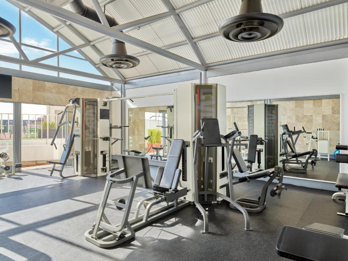เฟียสตา อเมริกานา เรฟอร์มา Hotel เม็กซิโกซิตี้ ภายนอก รูปภาพ A gym