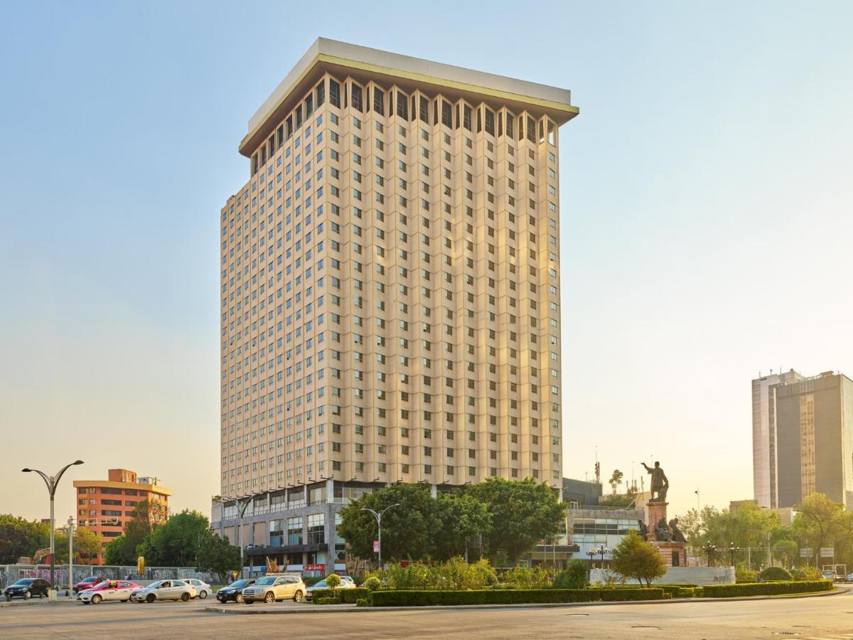 เฟียสตา อเมริกานา เรฟอร์มา Hotel เม็กซิโกซิตี้ ภายนอก รูปภาพ The 1968 Phoenix City Hall