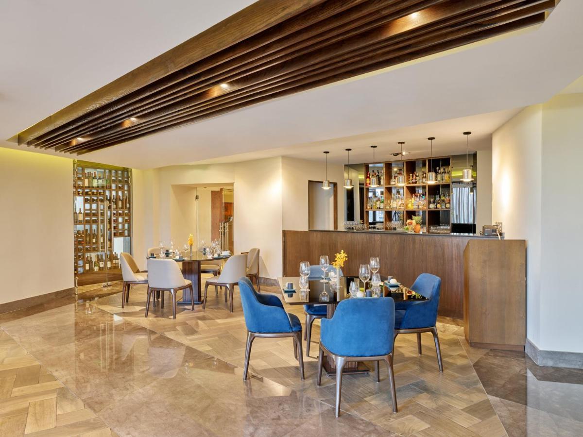 เฟียสตา อเมริกานา เรฟอร์มา Hotel เม็กซิโกซิตี้ ภายนอก รูปภาพ The Club at The Oberoi, Mumbai