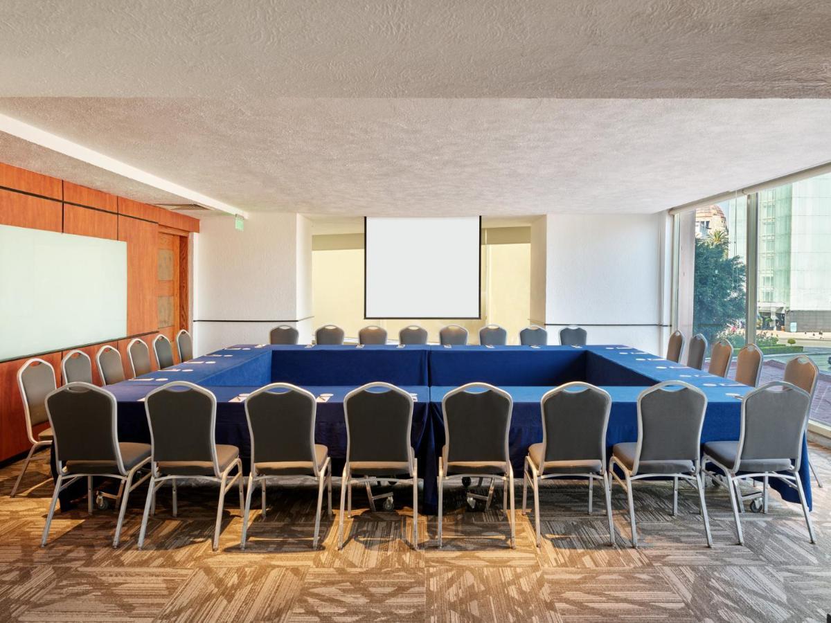 เฟียสตา อเมริกานา เรฟอร์มา Hotel เม็กซิโกซิตี้ ภายนอก รูปภาพ Meeting room
