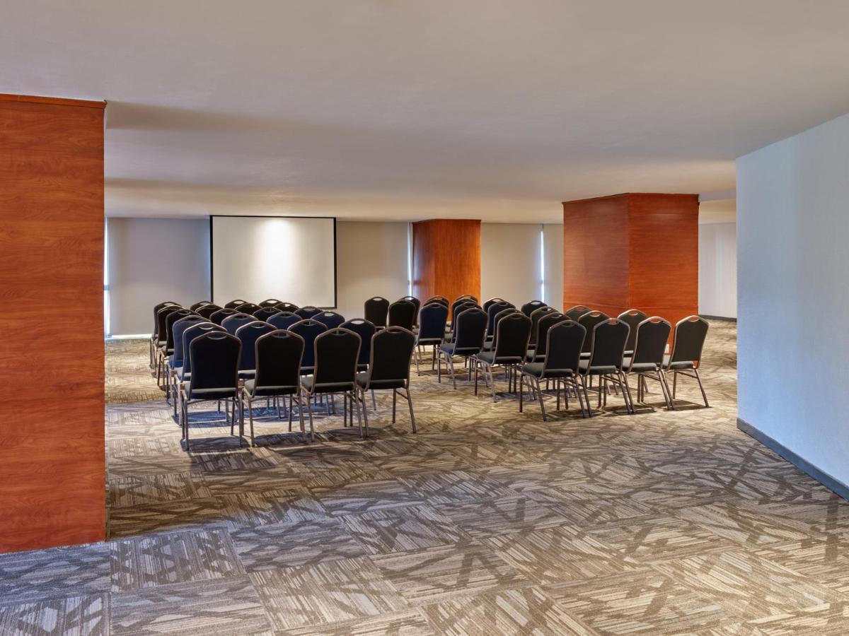 เฟียสตา อเมริกานา เรฟอร์มา Hotel เม็กซิโกซิตี้ ภายนอก รูปภาพ Meeting room