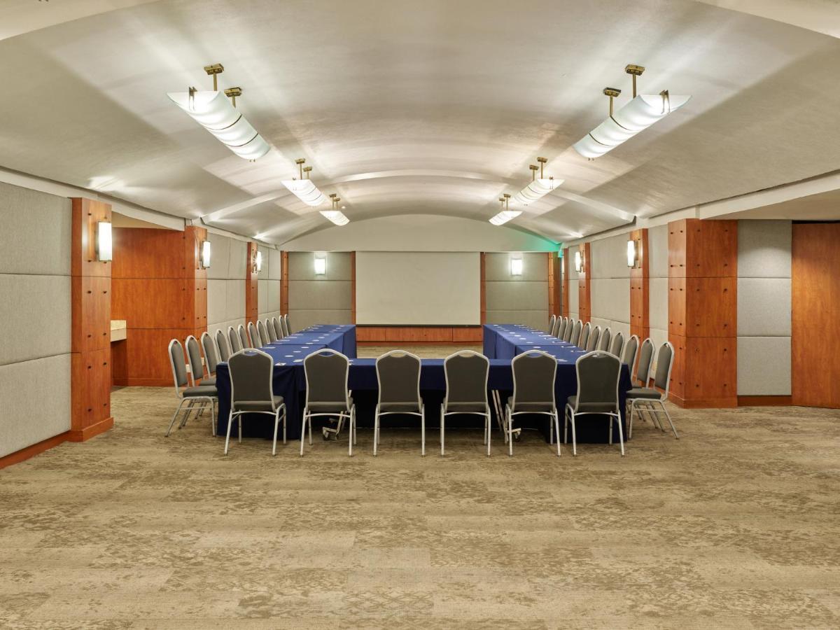 เฟียสตา อเมริกานา เรฟอร์มา Hotel เม็กซิโกซิตี้ ภายนอก รูปภาพ The meeting room of the European Economic and Social Committee
