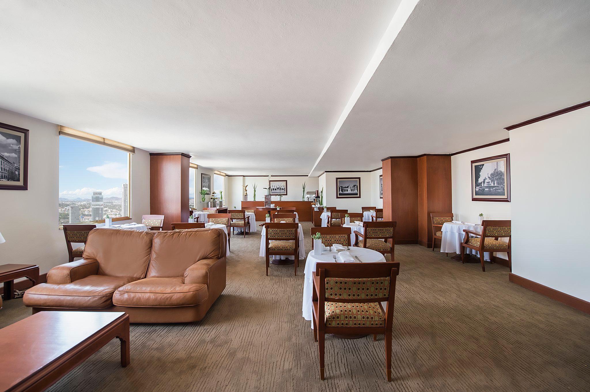 เฟียสตา อเมริกานา เรฟอร์มา Hotel เม็กซิโกซิตี้ ภายนอก รูปภาพ Club Lounge at the hotel