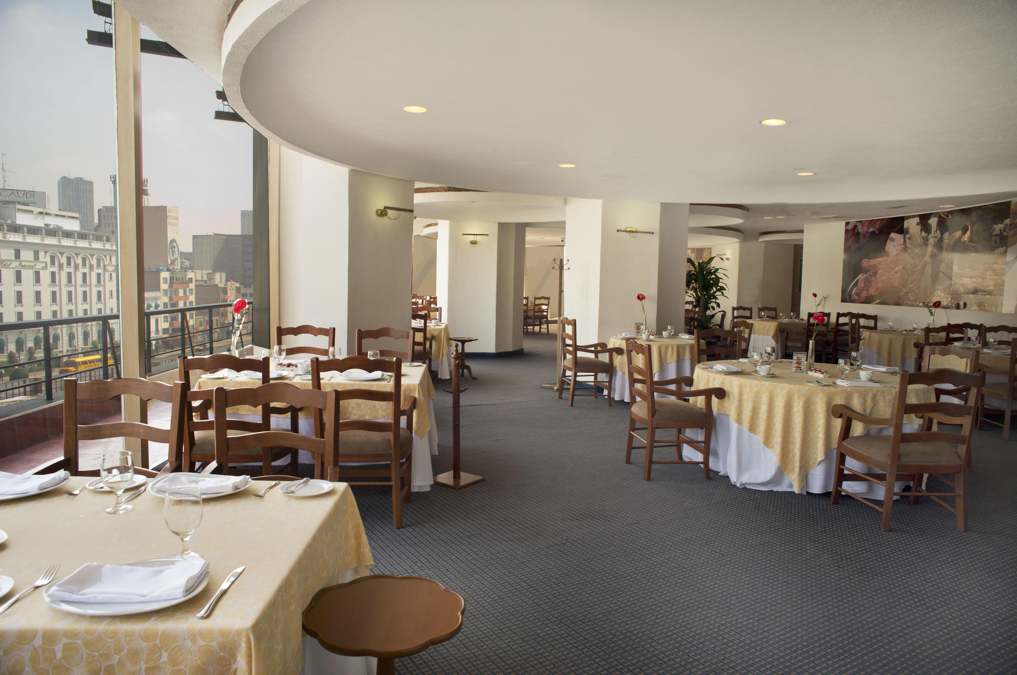 เฟียสตา อเมริกานา เรฟอร์มา Hotel เม็กซิโกซิตี้ ภายนอก รูปภาพ Restaurant